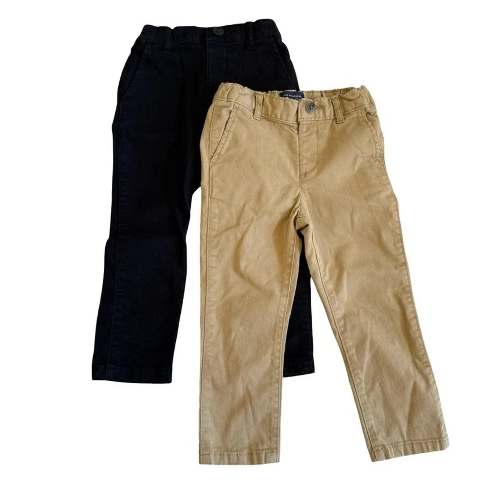 The Childrens Place Boys Black & Khaki Pants Set - Size 3T